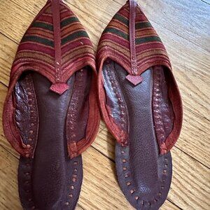 Authentic handmade Indian slipper-shoes - bought in Jaipur, India